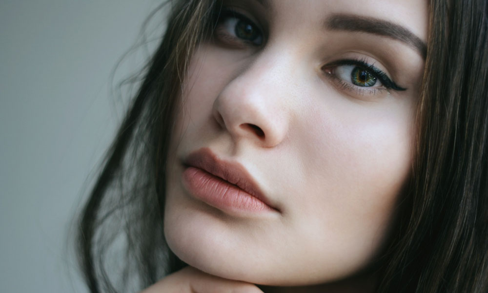 Lip Botox - Isabel Zey